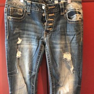 Miss Me Mid Rise rare button fly jean. EUC- 29X34